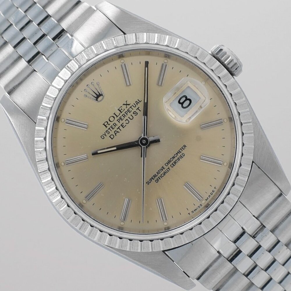 Rolex Mens Datejust 36mm Steel Silver "Patina" Dial Engine-Turned Jubilee 16220